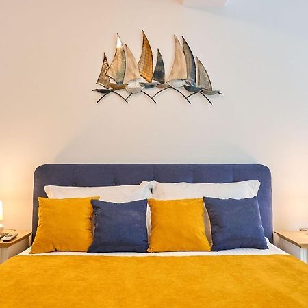 Seastar Apartment - Spa N Pools Beach Resort Mamaia Eksteriør billede