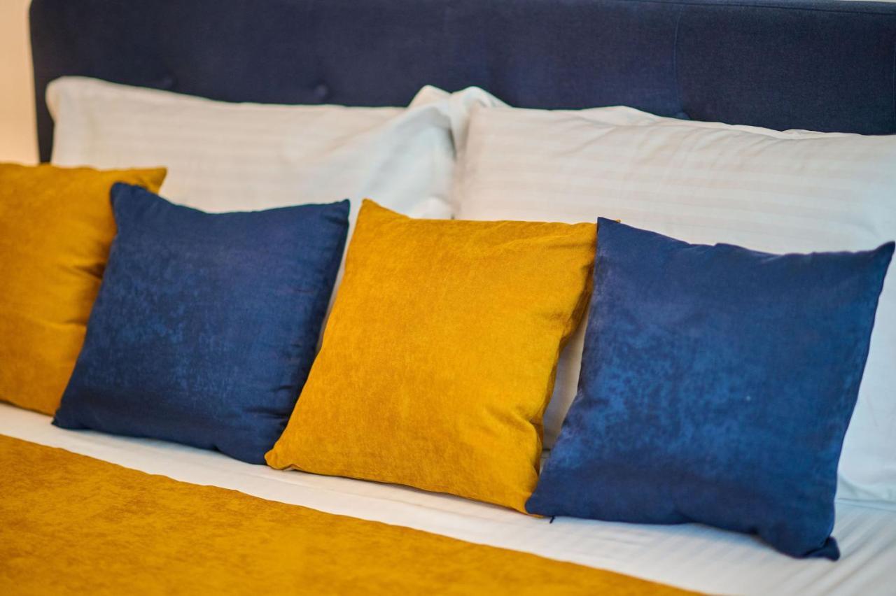 Seastar Apartment - Spa N Pools Beach Resort Mamaia Eksteriør billede